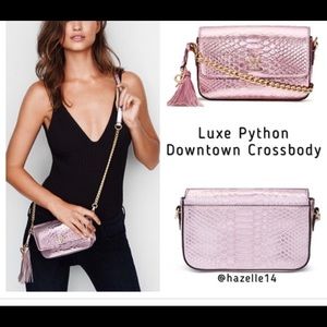 Cross body purse 👛 VICTORIA SECRET